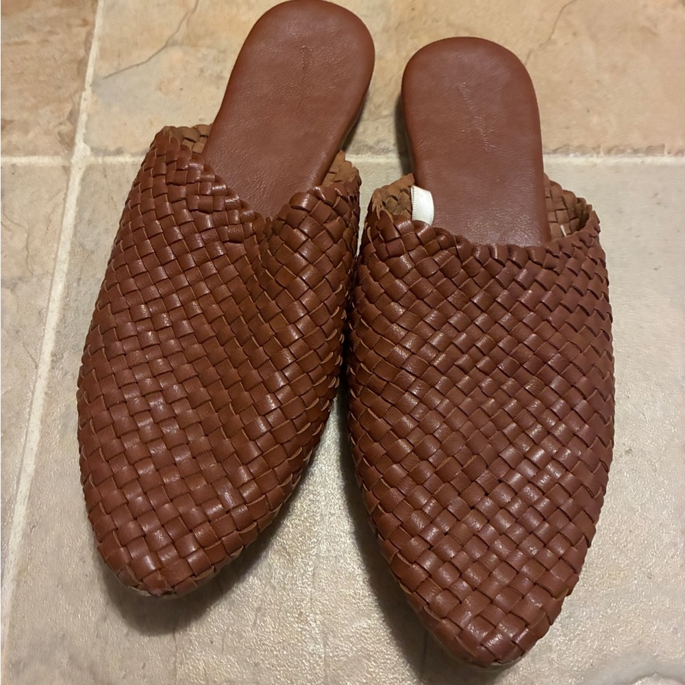 Universal Threads Woven Slip-On Mules